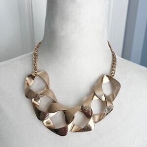 Gold tone metallic chunky textured link statement bib necklace